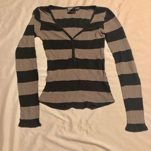 Striped Volcom Long-sleeved Tee